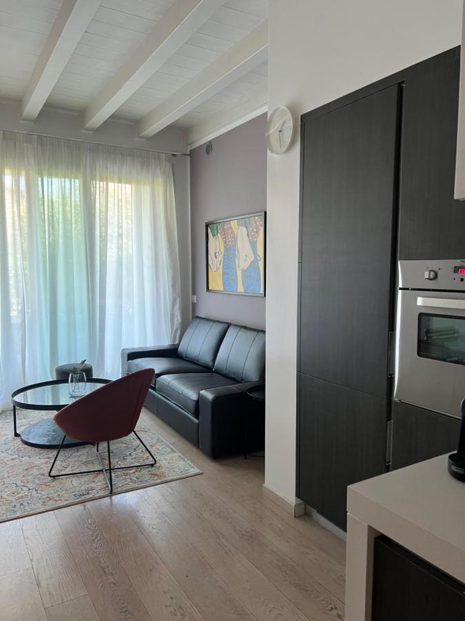Apartamento Casa Della Regina Sirmione Exterior foto
