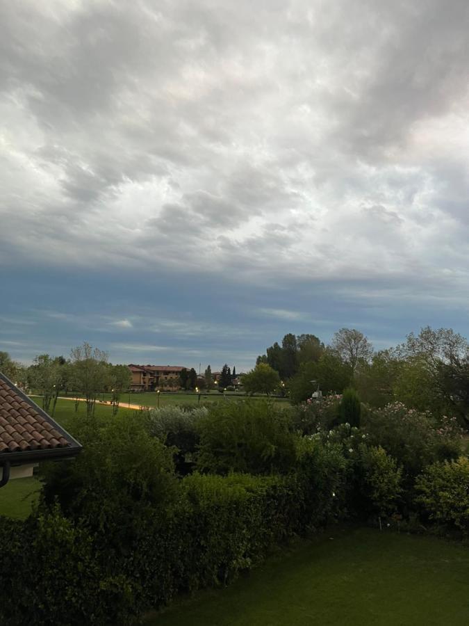 Apartamento Casa Della Regina Sirmione Exterior foto