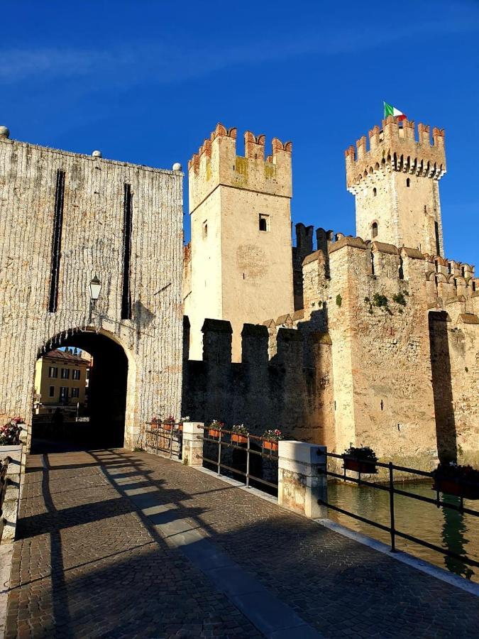 Apartamento Casa Della Regina Sirmione Exterior foto