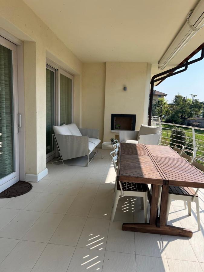 Apartamento Casa Della Regina Sirmione Exterior foto