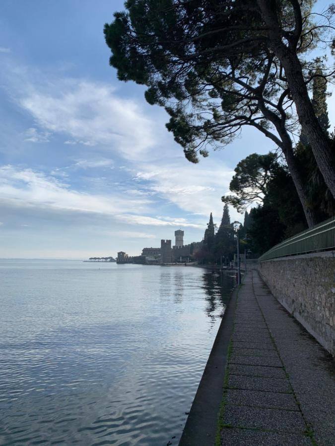 Apartamento Casa Della Regina Sirmione Exterior foto